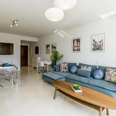 21 Alcazaba Lagoon Groundfloor Tropical Garden Apartment Estepona