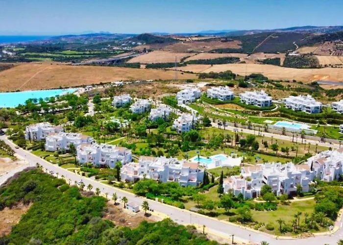 21 Alcazaba Lagoon Groundfloor Tropical Garden *